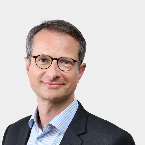 Machiels Bruno Portraitfoto von Machiels Bruno vor grauem Hintergrund